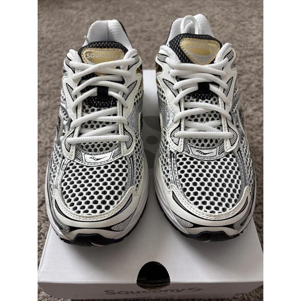 Saucony OG ProGrid Omni 9 Silver Gold Men's Sizes 5.5 Women Size 7 New S70739-9